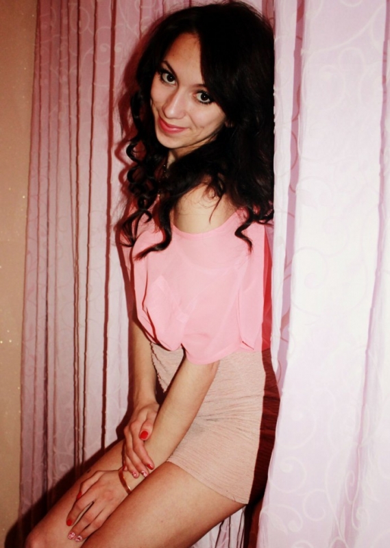 Алла, 22